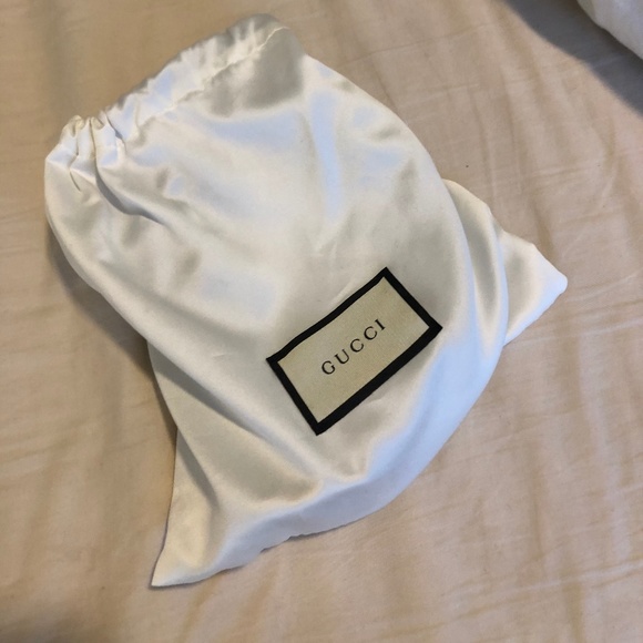 AUTHENTIC GUCCI MARAMONT BELT BLACK